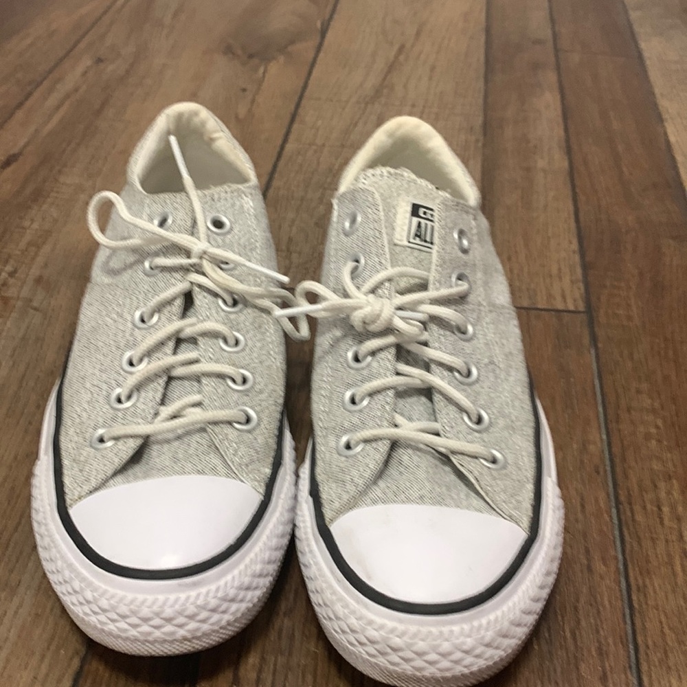 Converse Chuck Taylor Madison OX Sneakers Size 8